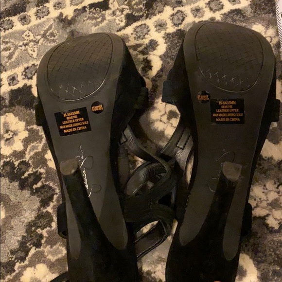 Jessica Simpson suede strapped heels - Picture 5 of 6